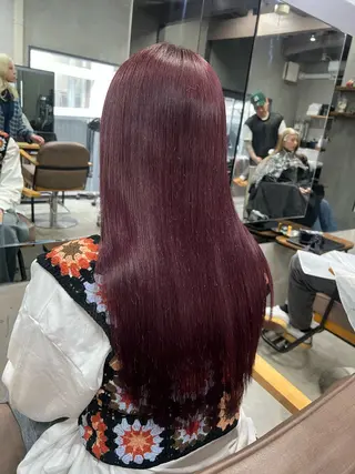 ロング maya レイヤーカットのヘアスタイル