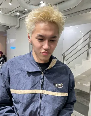 ショート カラー メンズ スパイラルパーマ 🌐hina⭐️のヘアスタイル