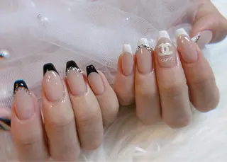 ネイル le'a-レア-【ア イ×ネイル×眉】のネイルデザイン