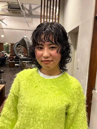 ミディアム パーマ MOK大阪梅田店 Asahiのヘアスタイル