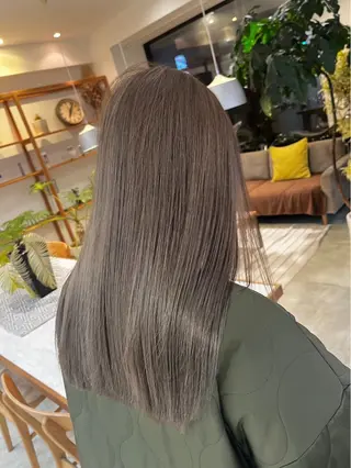 ロング カラー ヘアー.ネイル二刀流 misa🫧のヘアスタイル