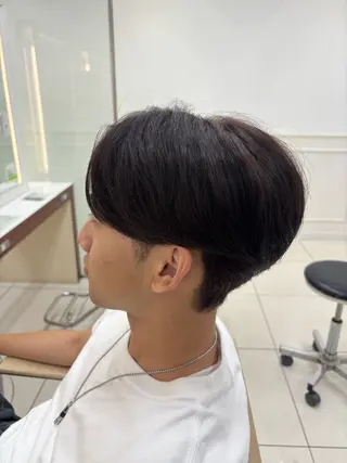 カラー メンズ 福田 一士のヘアスタイル