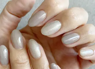ネイル salon de pipi.　okazaki所属・O. AKINAのネイルデザイン