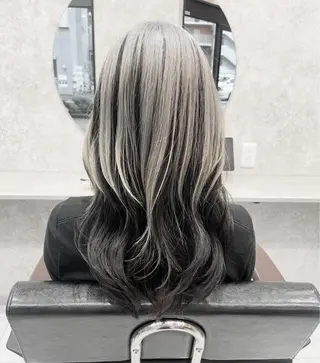 セミロング 🦋ハイトーン🦋 石山 希理🦋のヘアスタイル