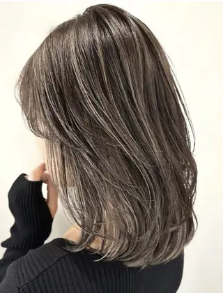 カラー 小森田　果怜 縮毛矯正、カラーのヘアスタイル