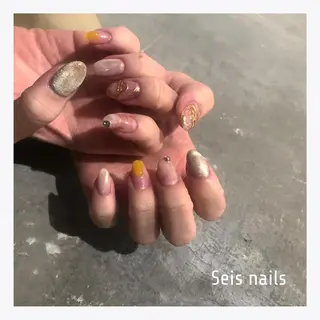 ネイル Seis Shihoのネイルデザイン