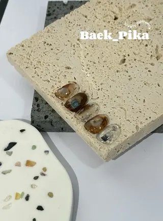 ネイル LINSTY PIKAのネイルデザイン