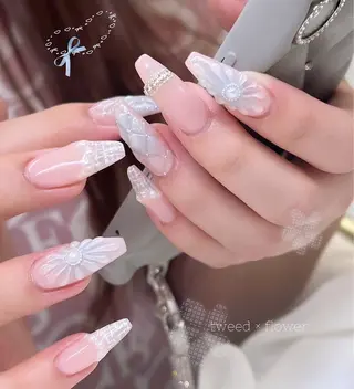 ネイル GRACE所属・GRACE shizukaのネイルデザイン