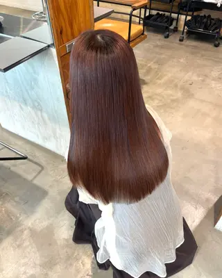 ロング カラー 小木曽 里華のヘアスタイル