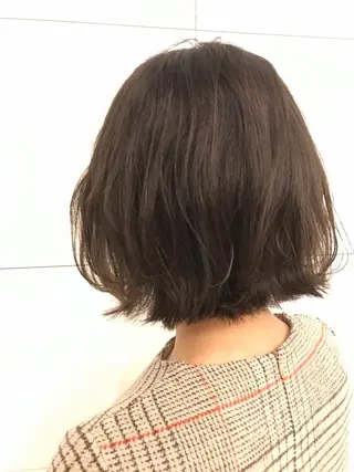 セミロング カラー レイヤー・波巻き RYOSUKEのヘアスタイル