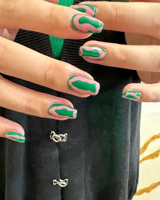 ネイル kiii.__ ✴︎*のネイルデザイン