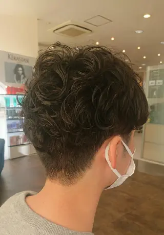 メンズ 岩崎 秀之のヘアスタイル