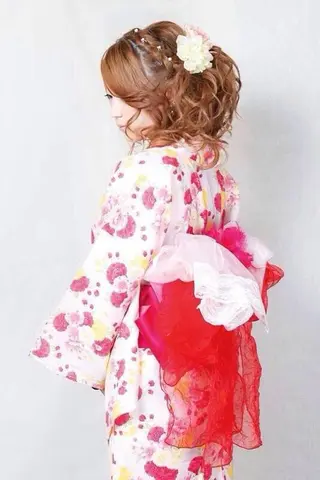 ロング ヘアアレンジ RICK Trick所属・セット&メイク RICK trickのヘアスタイル