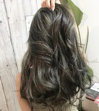 ロング カラー リップカール 神戸のヘアスタイル