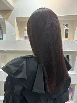 ロング 顔周りのデザイン特化 井手麻梨栄のヘアスタイル