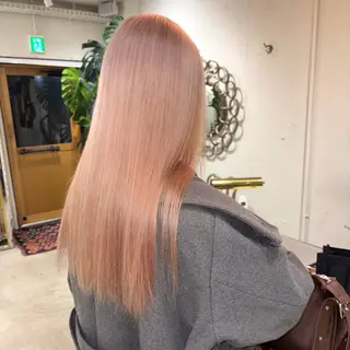 ロング カラー WATER所属・SAKI 🪽 ハイトーンのヘアスタイル