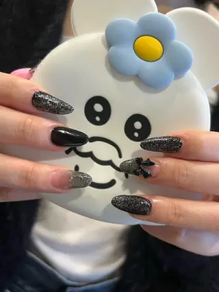 ネイル Nobody_ Mikieのネイルデザイン