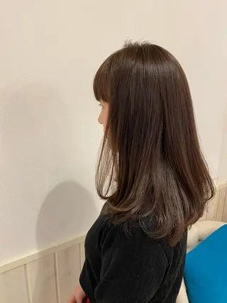 セミロング 宮内 真乃のヘアスタイル