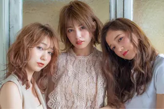 ミディアム 代表山口ひな 髪質改善のプロのヘアスタイル