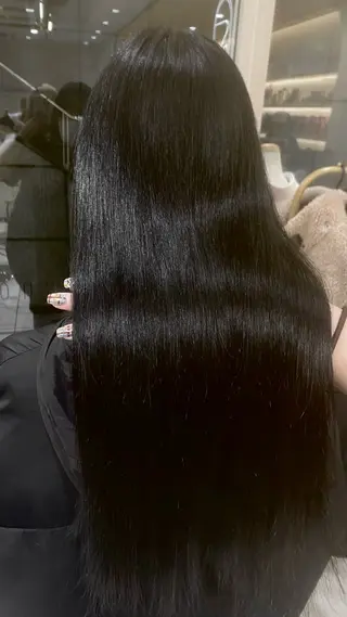 ロング [ ]Shiro シロ 熊谷 美容室所属・韓国系レッドカラー mikuのヘアスタイル