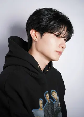 ショート AttRact所属・天野 照のヘアスタイル