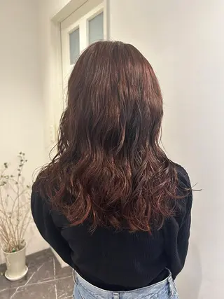セミロング パーマ 湯浅 美葉のヘアスタイル
