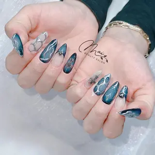 ネイル Mai Beauty To  Toのネイルデザイン