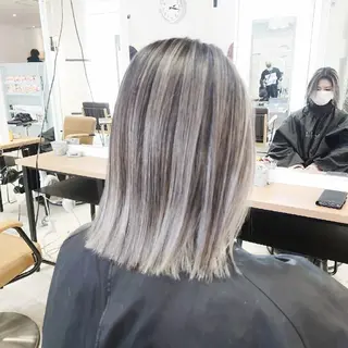 ミディアム カラー 艶髪✨ブリーチ職人 井手正康のヘアスタイル