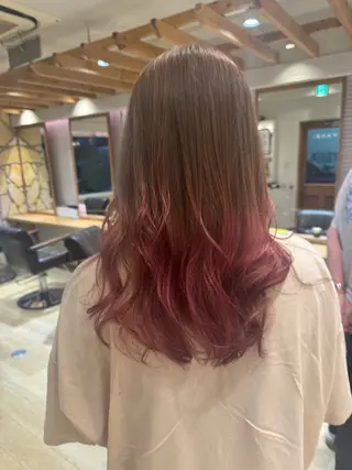 ロング 柳川 瑠衣菜のヘアスタイル