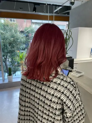 ミディアム 韓国レイヤー➰北田 陸斗➰コテ巻きパーマのヘアスタイル