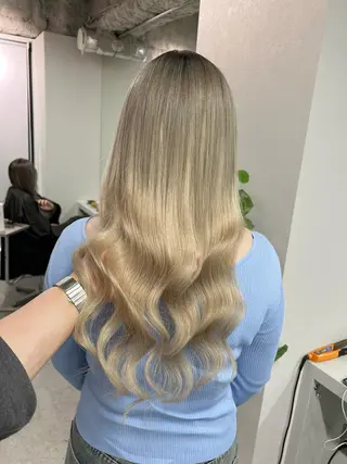 ロング カラー sio.nail&eyebrow salon shimokitazawa2号店所属・nailist mana𖤐´-のネイルデザイン