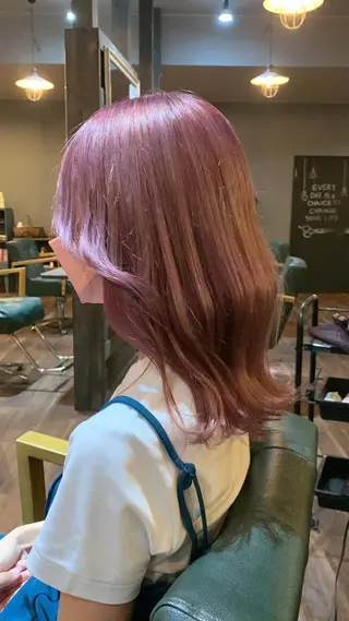 ミディアム カラー Hair design D.(ヘアデザインディードット)所属・河村 健太のヘアスタイル
