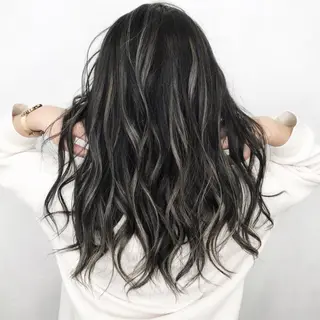 ロング カラー LUSTRE クロサワのヘアスタイル