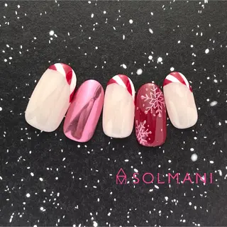 ネイル SOLMANI 予約担当のネイルデザイン