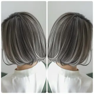 ミディアム 保子 祐里香のヘアスタイル