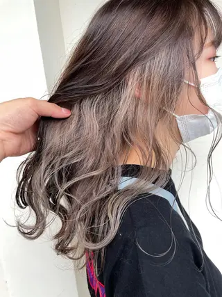 セミロング ブリーチ毛矯正.髪質 改善.髪にドラマをのヘアスタイル