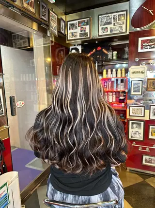 カット/ピンク/ ラベンダー/長谷恵花のヘアスタイル