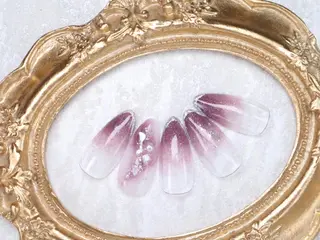 ネイル へぜリヒ ·もものネイルデザイン