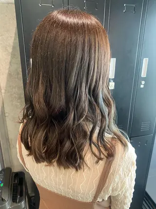ミディアム hina💟 透明感カラーのヘアスタイル