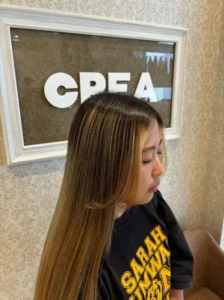 ロング 暖色カラー/ブリーチ なしカラー/艶カラーのヘアスタイル