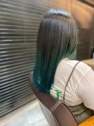 ロング カラー ヨシダ フミノリのヘアスタイル