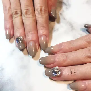 ネイル UrakoNail 《nail》のネイルデザイン