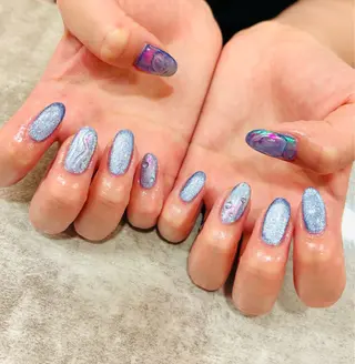 ネイル Emi♡ tiffinのネイルデザイン