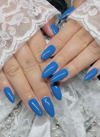 ネイル 24時間営業 UNABOMBAのネイルデザイン