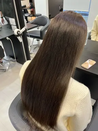 ロング カラー 諸岡 玲のヘアスタイル