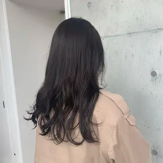 ロング カラー カネコ ユカリのヘアスタイル