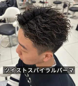 ショート カラー パーマ メンズ 髪質改善/艶カラー/ メンズパーマ/鈴木のヘアスタイル