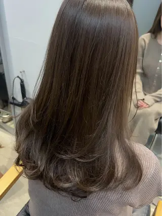 ロング カラー le'a所属・谷町/Le'a /竹原詩緒奈のヘアスタイル