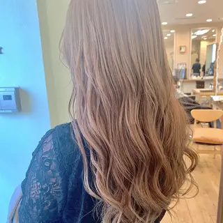 ロング カラー NUMBER_ ユイナのヘアスタイル