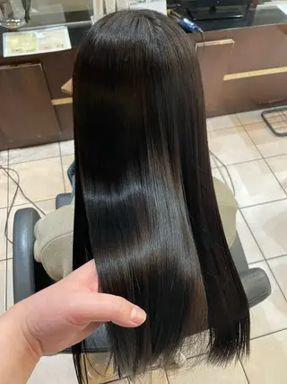 ロング 髪質改善ioLu 伊藤サダキのヘアスタイル